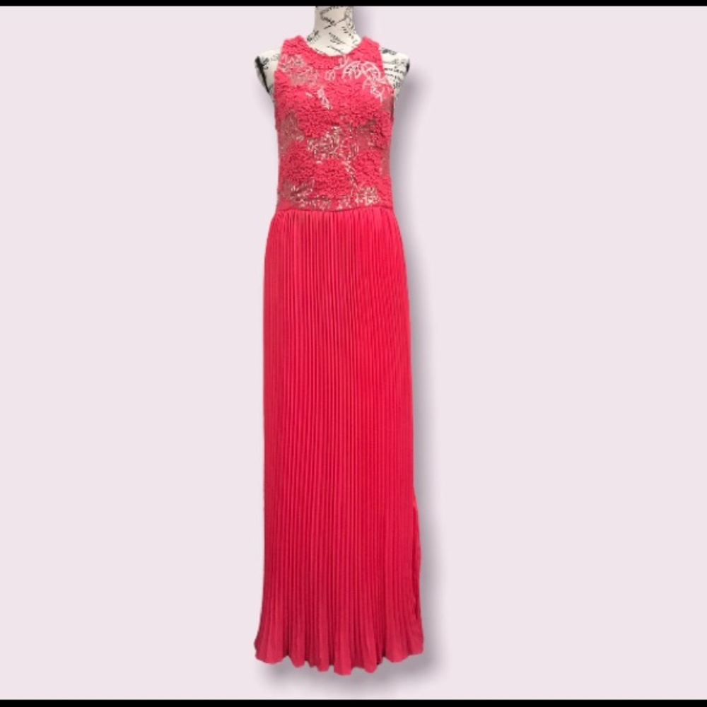VivaYou Red with Gold Sequins Floor Length Formal Gown / Large / EUC